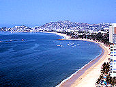 Click here to see photos of Acapulco.
